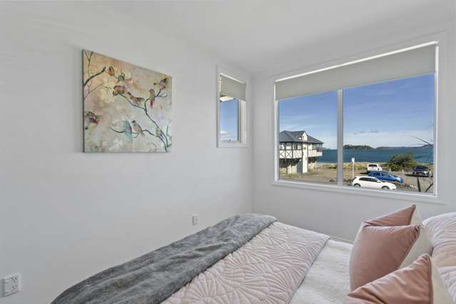 5/139 The Esplanade Petone_3