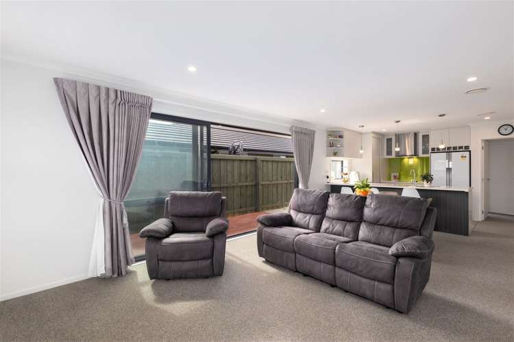 16 Northmoor Boulevard Rolleston_5