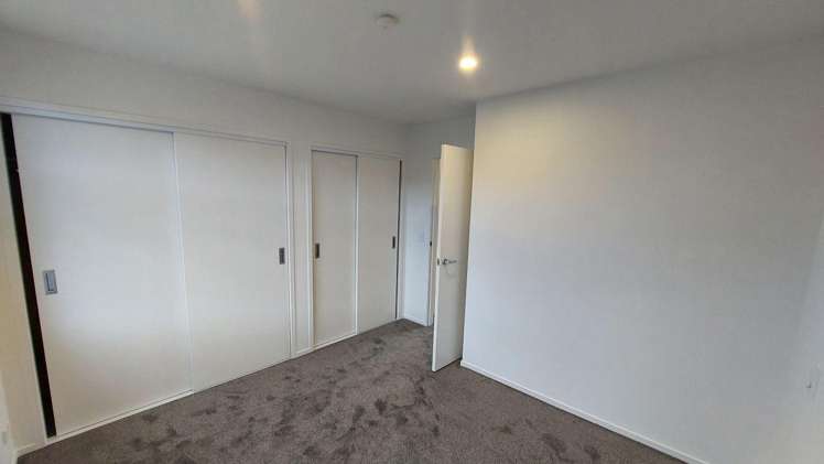 8/21 Awaroa Road Sunnyvale_5