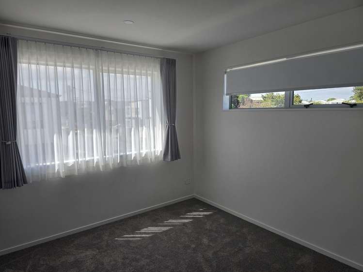 A/9 Edgerton Road Te Atatu Peninsula_5