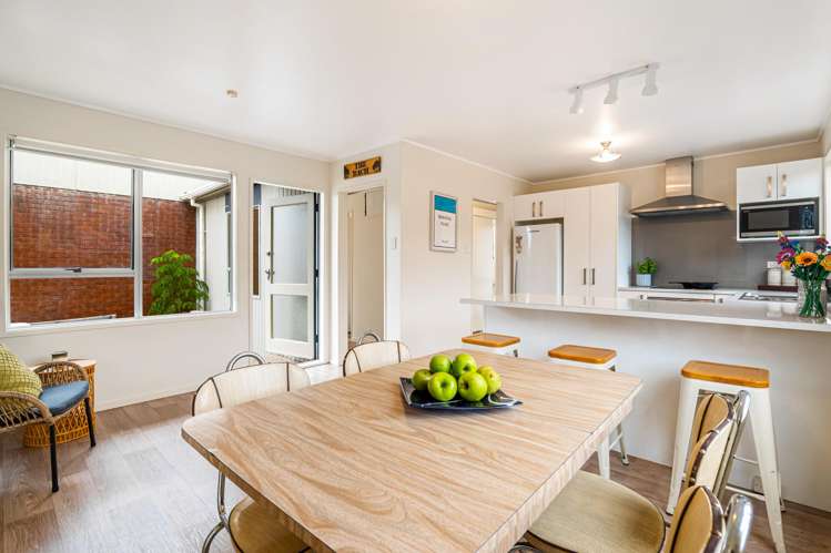 10 Rakatau Place Ruakaka_6
