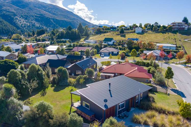 26 Hewson Crescent Lake Hawea_14