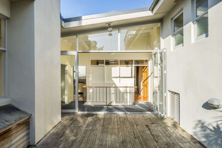 40 Seaview Road Paremata_11