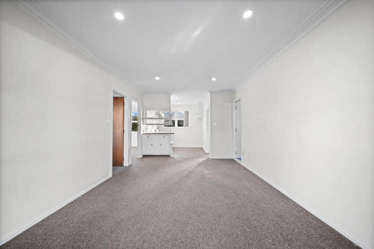 5/4 Graeme Avenue Mangere East_3