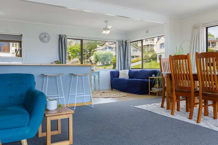 22 Stratford Drive Cable Bay_34