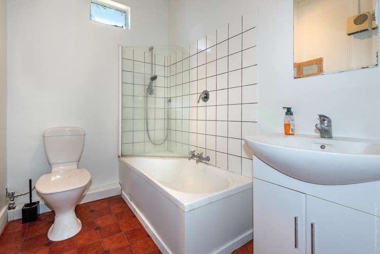 66 Pacific Road North New Brighton_12