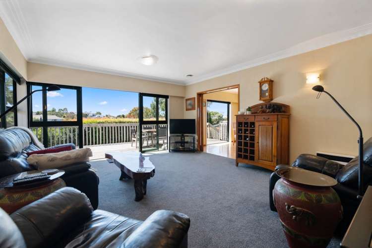 14 Imatra Place Sunnyhills_11