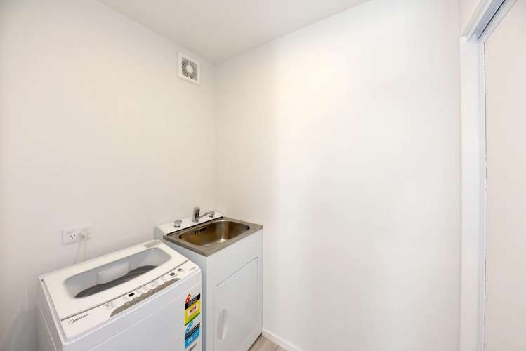 2/30 Raleigh Street Bishopdale_8