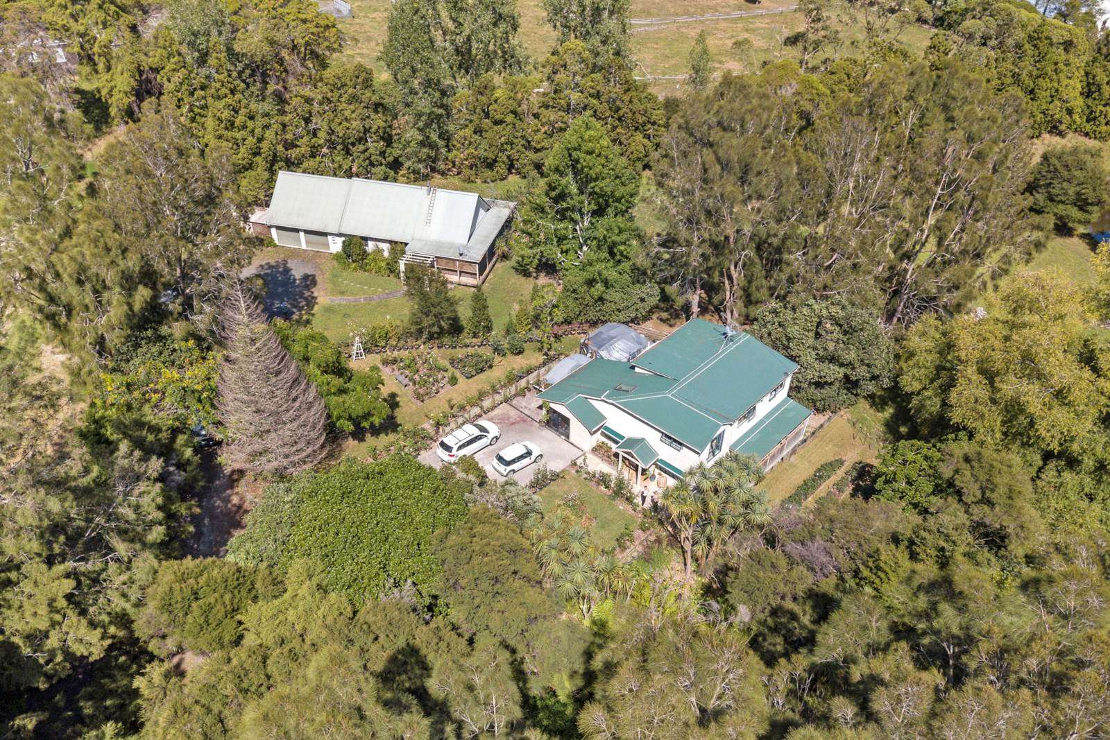 477 Paremoremo Road Paremoremo North Shore City Houses for Sale