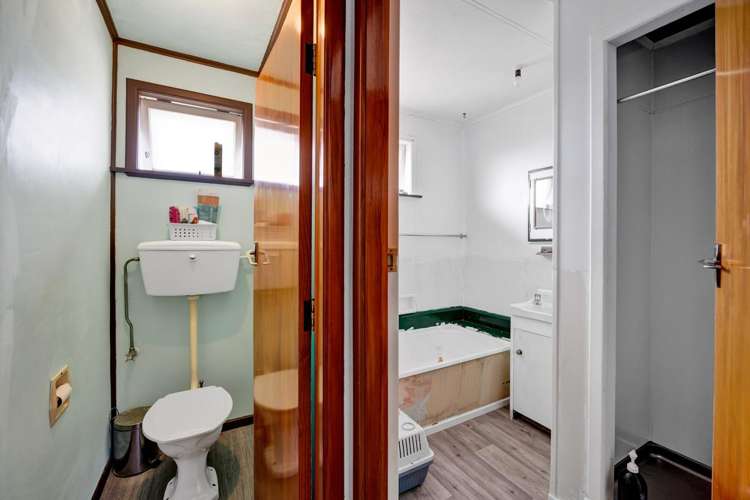 6 Charles Major Place Hawera_9