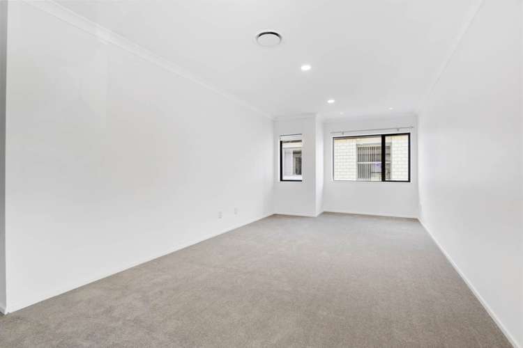 5 Downpatrick Drive Flat Bush_14