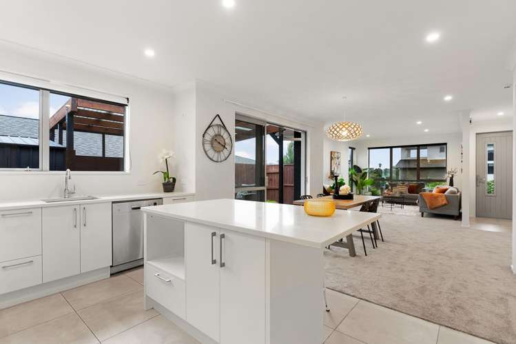 6 Atalanta Way Beachlands_7