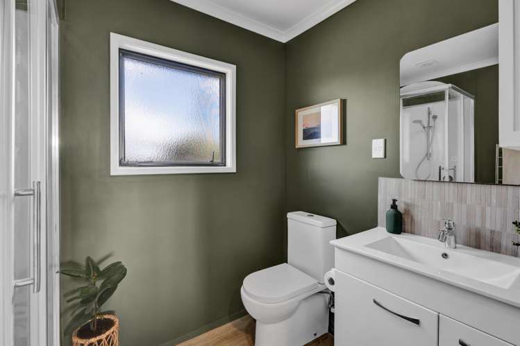 43 Lincoln East Road Inglewood_14