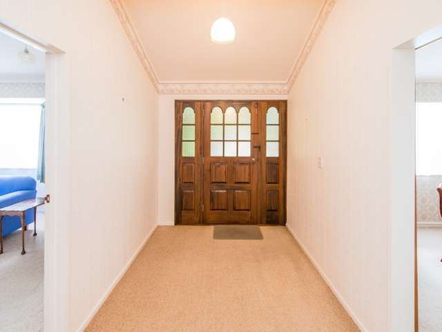 21a Parkes Avenue Saint Johns Hill_1