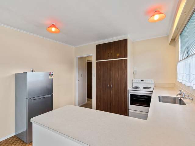 2/13a Muller Road Blenheim Central_4