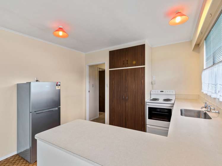 2/13a Muller Road Blenheim Central_4