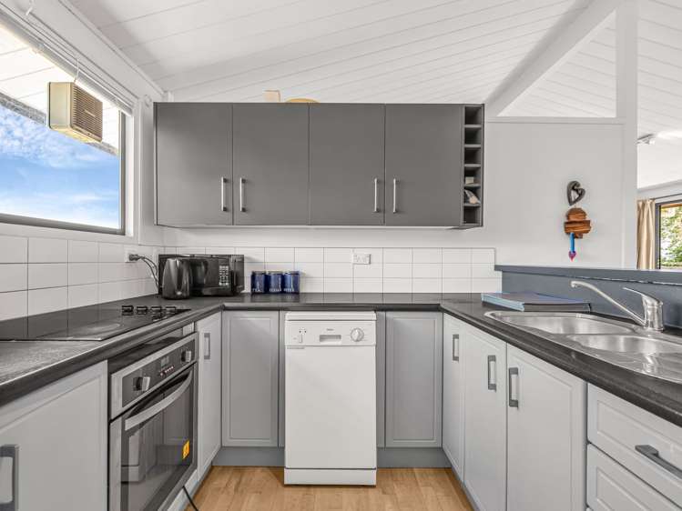 32A William Souter Street Forrest Hill_19