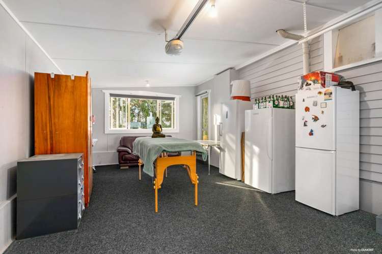 348 Gleeson Road Pollok_24