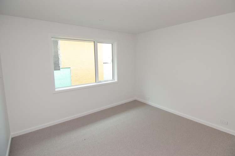 86 Bridge Street, Relocatable House Only Bulls_11