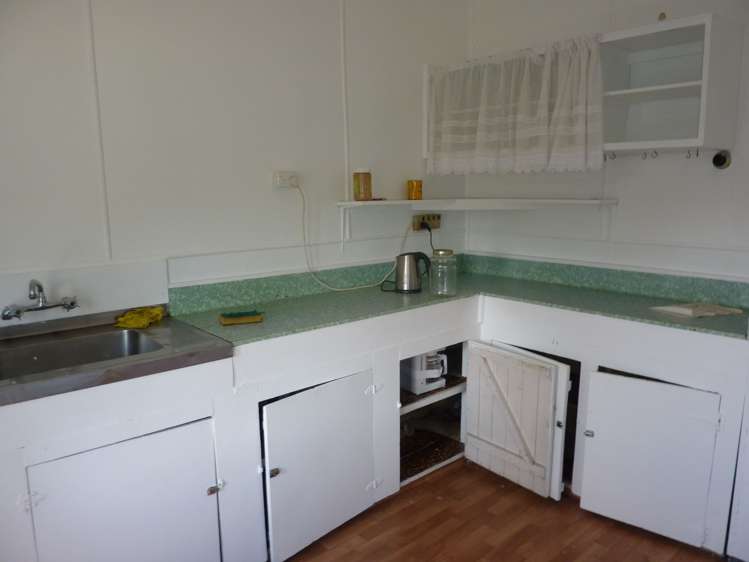 22 Banbury Street Waimangaroa_3