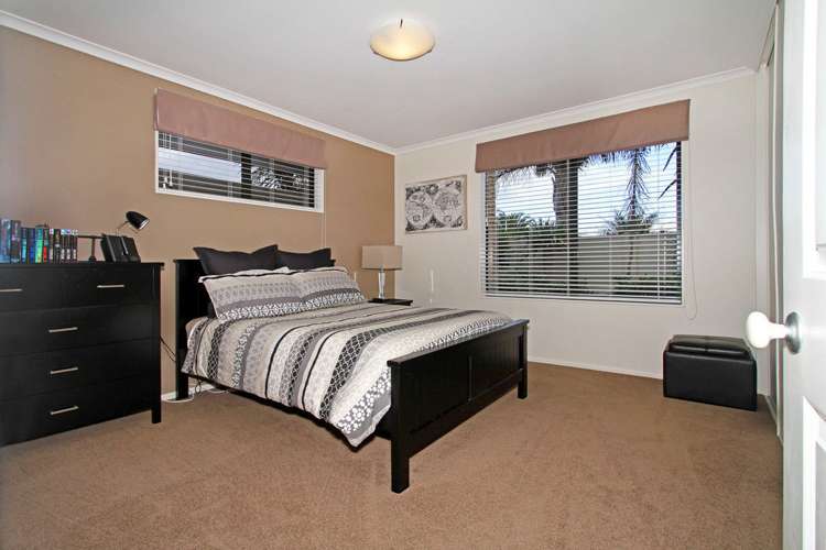 46 Alec Craig Way Gulf Harbour_9