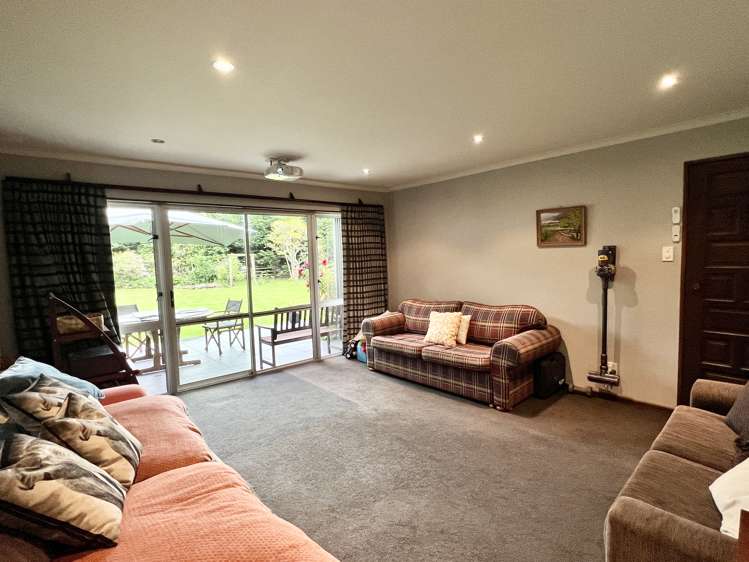 203 Curran Road Otatara_8