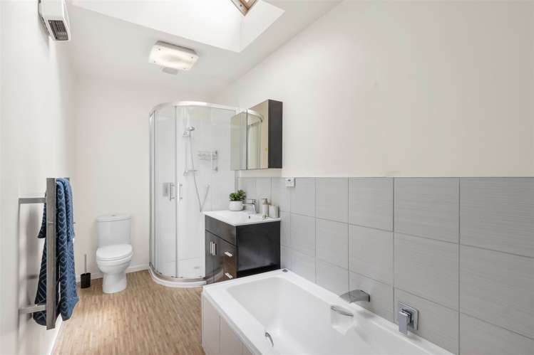 1/178 Beach Road North New Brighton_8