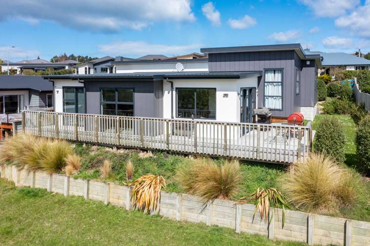 33 Grandvista Drive Green Island_17