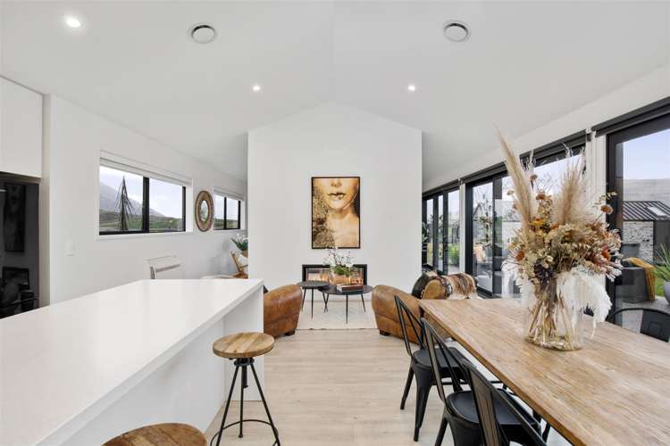 7 Kinross Lane Jacks Point_0