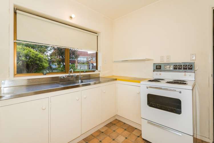 2/39 Francis Street Hauraki_13