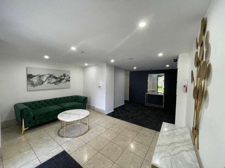 4i/23 Emily Place 10015_17