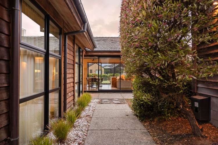 5 Glengarry Court Jack's Point_2