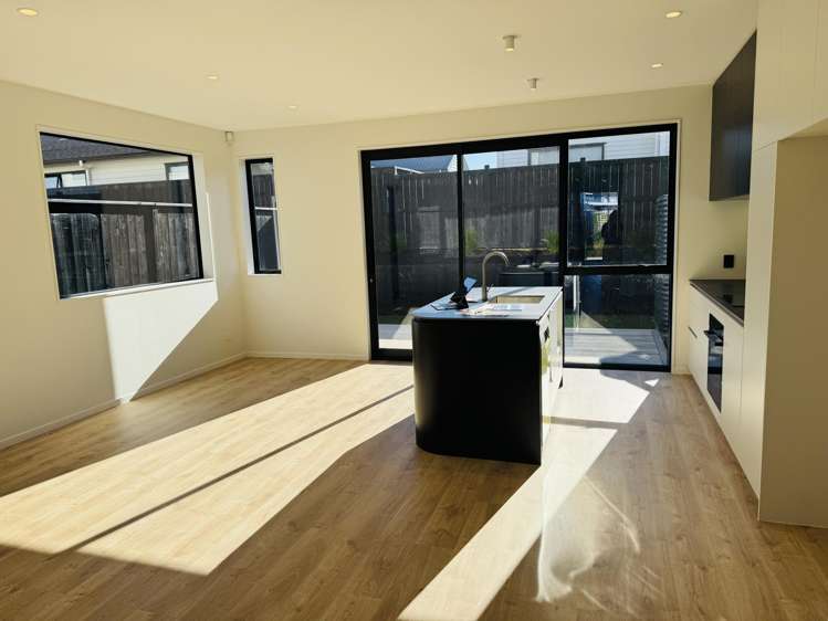 23 Te Taruna Drive_5
