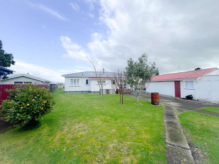 37 Christian Street Dannevirke_23