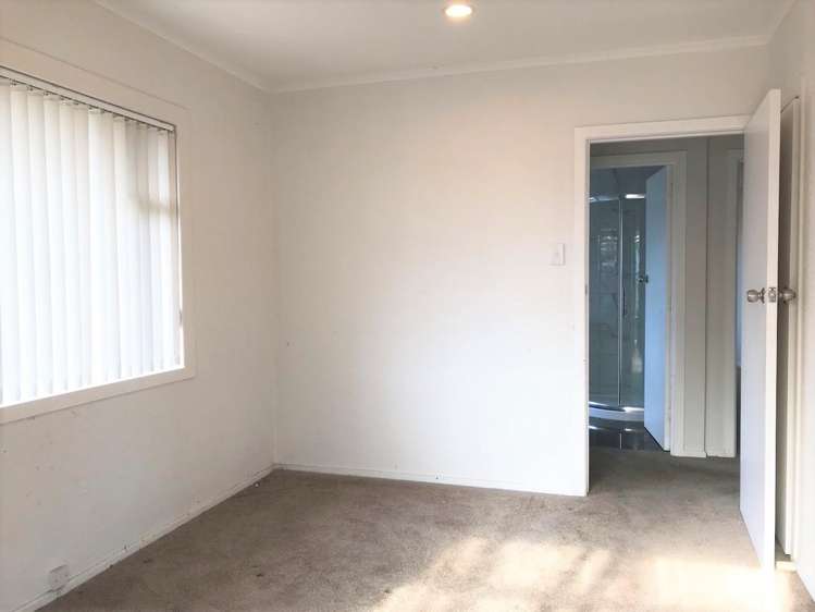 13 James Tyler Crescent Lynfield_9