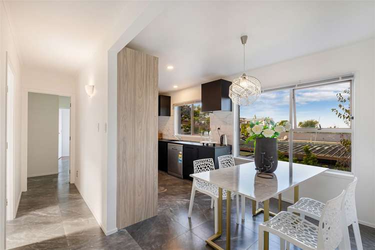 1/47 Girrahween Drive Totara Vale_5