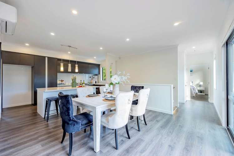 14 Newport Place Forrest Hill_26