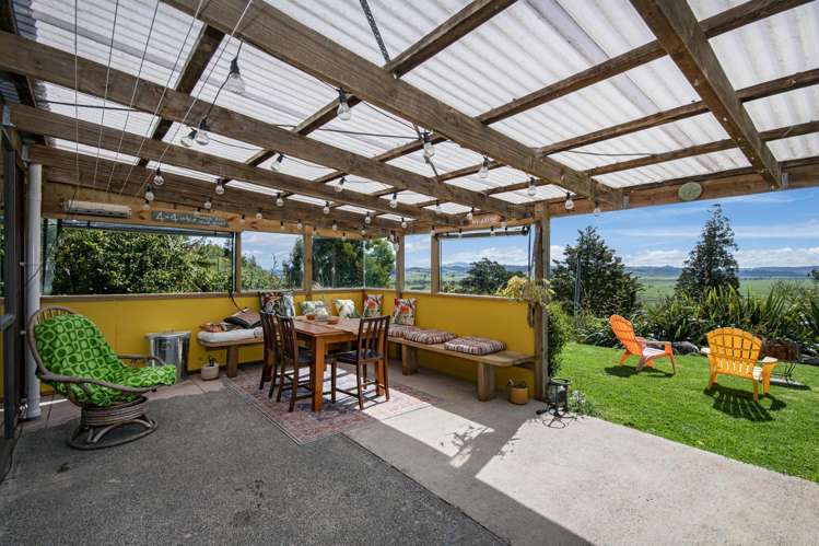 127 Mountain View Road_1