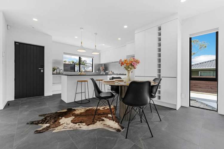 41A Trias Road Totara Vale_8