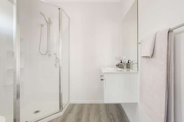 75b Pakanga Grove Pyes Pa_6