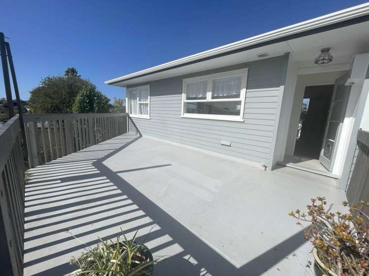 52 Fairclough Road Beach Haven_12