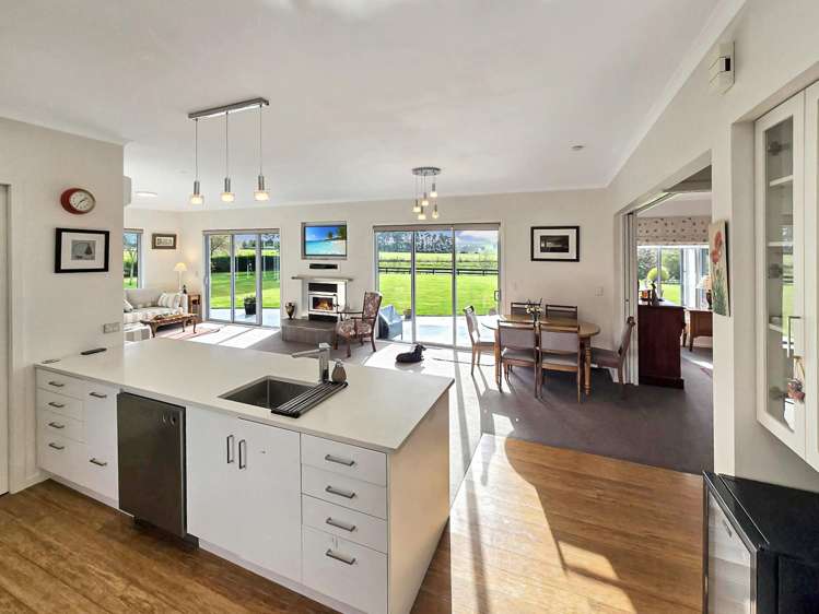 305 Parsons Road_4