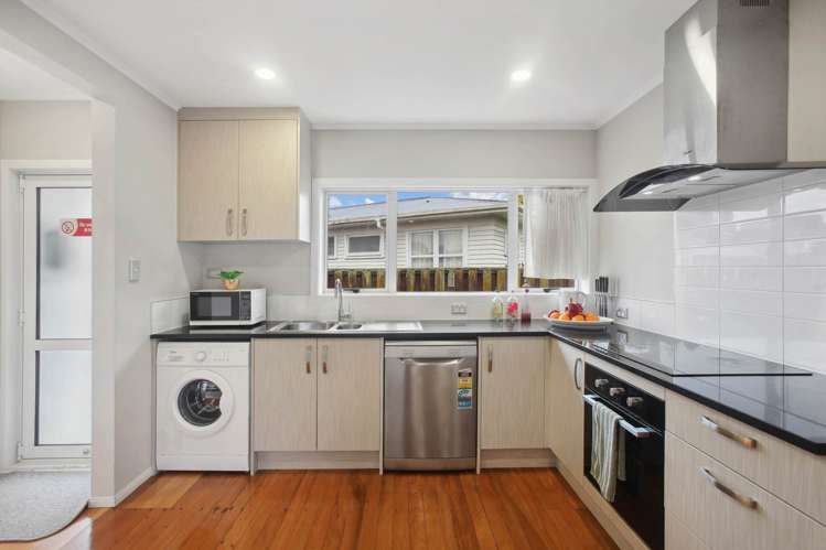 79 Rosehill Drive Papakura_23