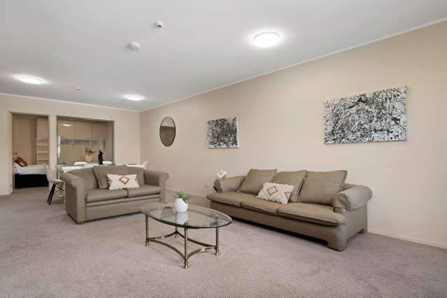 Move in, unpack and enjoy the best of Mount Eden