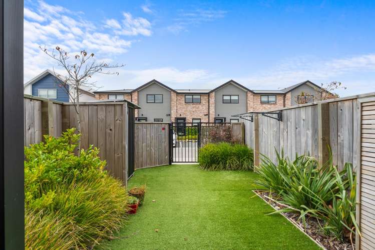 11/4 Riccarton Road Riccarton_8