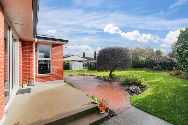 142 Catherine Street Windsor_18
