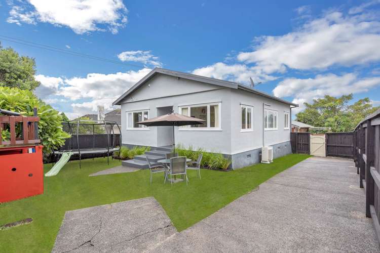 63 Commissariat Road Mount Wellington_19