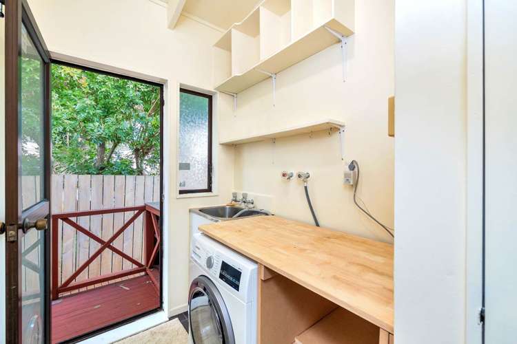 2/6a Inver Street Glen Eden_12