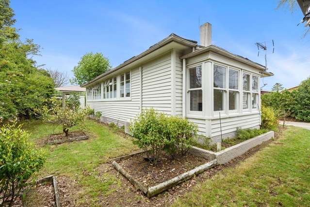 2 & 2A Sare Crescent Fairfield_2