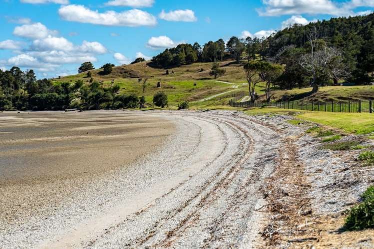 140 Beatson Road Whakapirau_4